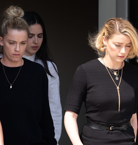 Johnny Depp | &#x397; &#x3C3;&#x3BA;&#x3BB;&#x3B7;&#x3C1;&#x3AE; &#x3BA;&#x3C1;&#x3B9;&#x3C4;&#x3B9;&#x3BA;&#x3AE; &#x3C4;&#x3B7;&#x3C2; &#x3B1;&#x3B4;&#x3B5;&#x3BB;&#x3C6;&#x3AE;&#x3C2; &#x3C4;&#x3B7;&#x3C2; Amber Heard &#x3B3;&#x3B9;&#x3B1; &#x3C4;&#x3B7;&#x3BD; &#x3B5;&#x3BC;&#x3C6;&#x3AC;&#x3BD;&#x3B9;&#x3C3;&#x3AE; &#x3C4;&#x3BF;&#x3C5; &#x3C3;&#x3C4;&#x3B1; &#x3B2;&#x3C1;&#x3B1;&#x3B2;&#x3B5;&#x3AF;&#x3B1; MTV