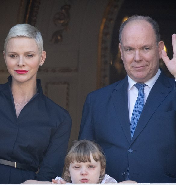 &#x397; &#x3C0;&#x3C1;&#x3B9;&#x3B3;&#x3BA;&#x3AF;&#x3C0;&#x3B9;&#x3C3;&#x3C3;&#x3B1; Charlene &#x3B5;&#x3C0;&#x3AD;&#x3C3;&#x3C4;&#x3C1;&#x3B5;&#x3C8;&#x3B5; &#x3B3;&#x3B9;&#x3B1; &#x3C4;&#x3B1; &#x3BA;&#x3B1;&#x3BB;&#x3AC; &#x3C3;&#x3C4;&#x3B9;&#x3C2; &#x3C5;&#x3C0;&#x3BF;&#x3C7;&#x3C1;&#x3B5;&#x3CE;&#x3C3;&#x3B5;&#x3B9;&#x3C2; &#x3C4;&#x3B7;&#x3C2; - &#x39F;&#x3B9; &#x3B4;&#x3CD;&#x3BF; &#x3BD;&#x3AD;&#x3B5;&#x3C2; &#x3B4;&#x3B7;&#x3BC;&#x3CC;&#x3C3;&#x3B9;&#x3B5;&#x3C2; &#x3B5;&#x3BC;&#x3C6;&#x3B1;&#x3BD;&#x3AF;&#x3C3;&#x3B5;&#x3B9;&#x3C2; &#x3C4;&#x3B7;&#x3C2;