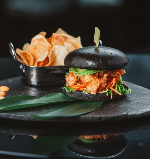 #Tidbits *: Burgers &amp; Cocktails