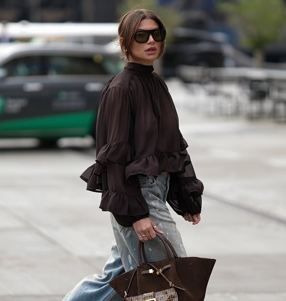 &#x3A4;&#x3BF; &#x3C4;&#x3B6;&#x3B9;&#x3BD; &#x3BC;&#x3B5; &#x3C3;&#x3C4;&#x3C1;&#x3B1;&#x3C2; &#x3B1;&#x3C0;&#x3CC; &#x3C4;&#x3B7; Zara &#x3C0;&#x3BF;&#x3C5; &#x3B8;&#x3B1; &#x3C6;&#x3BF;&#x3C1;&#x3AD;&#x3C3;&#x3B5;&#x3B9;&#x3C2; &#x3C3;&#x3C4;&#x3B9;&#x3C2; &#x3B2;&#x3C1;&#x3B1;&#x3B4;&#x3B9;&#x3BD;&#x3AD;&#x3C2; &#x3B5;&#x3BE;&#x3CC;&#x3B4;&#x3BF;&#x3C5;&#x3C2; &#x3C4;&#x3C9;&#x3BD; &#x3B3;&#x3B9;&#x3BF;&#x3C1;&#x3C4;&#x3CE;&#x3BD;