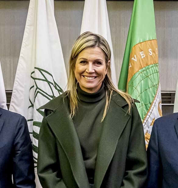 &#x392;&#x3B1;&#x3C3;&#x3AF;&#x3BB;&#x3B9;&#x3C3;&#x3C3;&#x3B1; M&#xE1;xima &#x3C4;&#x3B7;&#x3C2; &#x39F;&#x3BB;&#x3BB;&#x3B1;&#x3BD;&#x3B4;&#x3AF;&#x3B1;&#x3C2; | &#x3A4;&#x3BF; &#x3B1;&#x3BD;&#x3B1;&#x3C4;&#x3C1;&#x3B5;&#x3C0;&#x3C4;&#x3B9;&#x3BA;&#x3CC; look &#x3BC;&#x3B5; &#x3B4;&#x3B5;&#x3C1;&#x3BC;&#x3AC;&#x3C4;&#x3B9;&#x3BD;&#x3B7; &#x3C6;&#x3BF;&#x3CD;&#x3C3;&#x3C4;&#x3B1; &#x3BA;&#x3B1;&#x3B9; cropped &#x3C0;&#x3B1;&#x3BB;&#x3C4;&#x3CC;