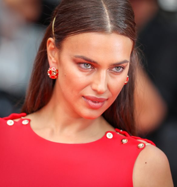 &#x3A0;&#x3BF;&#x3CD; &#x3B5;&#x3BD;&#x3C4;&#x3CC;&#x3C0;&#x3B9;&#x3C3;&#x3B5; &#x3BF; &#x3C6;&#x3C9;&#x3C4;&#x3BF;&#x3B3;&#x3C1;&#x3B1;&#x3C6;&#x3B9;&#x3BA;&#x3CC;&#x3C2; &#x3C6;&#x3B1;&#x3BA;&#x3CC;&#x3C2; &#x3C4;&#x3B7;&#x3BD; Irina Shayk;