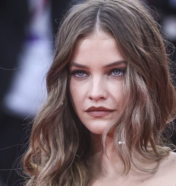 &#x397; &#x3B5;&#x3BC;&#x3C6;&#x3AC;&#x3BD;&#x3B9;&#x3C3;&#x3B7; &#x3C4;&#x3B7;&#x3C2; Barbara Palvin &#x3C3;&#x3C4;&#x3BF; &#x3A6;&#x3B5;&#x3C3;&#x3C4;&#x3B9;&#x3B2;&#x3AC;&#x3BB; &#x392;&#x3B5;&#x3BD;&#x3B5;&#x3C4;&#x3AF;&#x3B1;&#x3C2; &#x3B5;&#x3AF;&#x3BD;&#x3B1;&#x3B9; &#x3C4;&#x3BF; &#x3C6;&#x3B8;&#x3B9;&#x3BD;&#x3BF;&#x3C0;&#x3C9;&#x3C1;&#x3B9;&#x3BD;&#x3CC; &#x3C3;&#x3BF;&#x3C5; beauty mood inspo