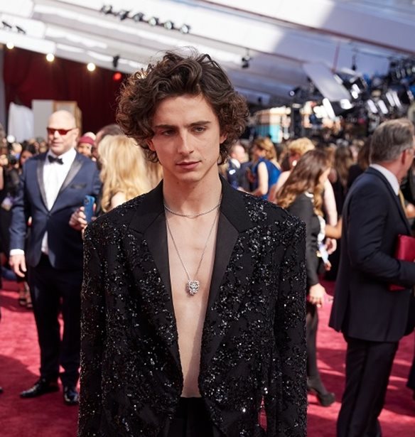 Timoth&#xE9;e Chalamet | &#x3A4;&#x3BF; &quot;&#x3C0;&#x3C1;&#x3C9;&#x3C4;&#x3CC;&#x3C4;&#x3C5;&#x3C0;&#x3BF;&quot; &#x3C1;&#x3B1;&#x3BD;&#x3C4;&#x3B5;&#x3B2;&#x3BF;&#x3CD; &#x3BC;&#x3B5; &#x3C4;&#x3B7;&#x3BD; Kylie Jenner &#x3C3;&#x3C4;&#x3BF; &#x39B;&#x3BF;&#x3C2; &#x386;&#x3BD;&#x3C4;&#x3B6;&#x3B5;&#x3BB;&#x3B5;&#x3C2; (&#x3C6;&#x3C9;&#x3C4;&#x3BF;)