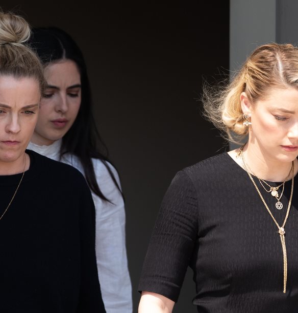 Amber Heard | &#x3A4;&#x3BF; &#x3BC;&#x3AE;&#x3BD;&#x3C5;&#x3BC;&#x3B1; &#x3C5;&#x3C0;&#x3BF;&#x3C3;&#x3C4;&#x3AE;&#x3C1;&#x3B9;&#x3BE;&#x3B7;&#x3C2; &#x3C4;&#x3B7;&#x3C2; &#x3B1;&#x3B4;&#x3B5;&#x3C1;&#x3C6;&#x3AE;&#x3C2; &#x3C4;&#x3B7;&#x3C2;, Whitney, &#x3BC;&#x3B5;&#x3C4;&#x3AC; &#x3C4;&#x3BF; &#x3B1;&#x3C0;&#x3BF;&#x3C4;&#x3AD;&#x3BB;&#x3B5;&#x3C3;&#x3BC;&#x3B1; &#x3C4;&#x3B7;&#x3C2; &#x3B4;&#x3AF;&#x3BA;&#x3B7;&#x3C2;