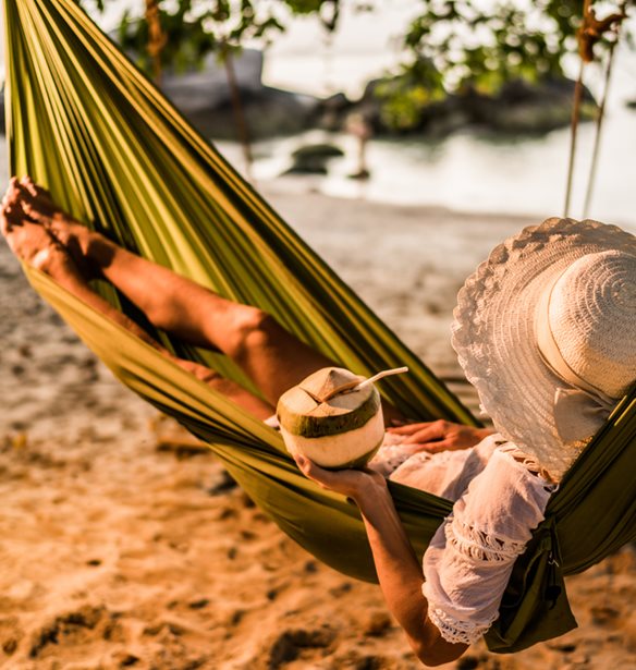 Μύθοι και αλήθειες για το νερό καρύδας