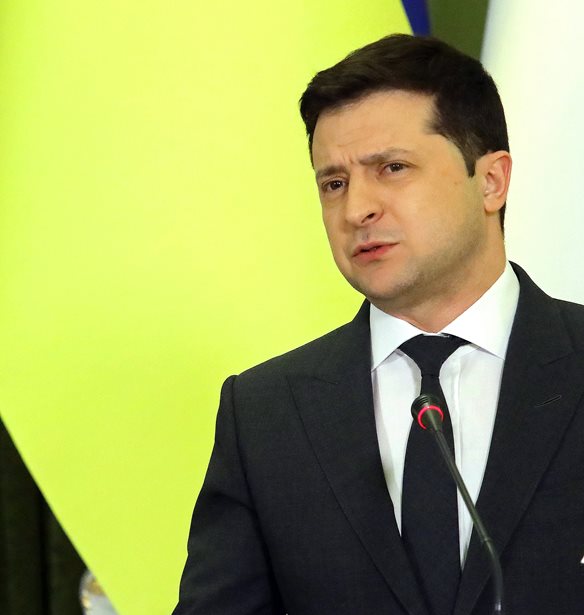 Volodymyr Zelensky | &#x397; &#x3B6;&#x3C9;&#x3AE; &#x3C4;&#x3BF;&#x3C5; &#x3C3;&#x3B1;&#x3BD; &#x3C3;&#x3B5;&#x3BD;&#x3AC;&#x3C1;&#x3B9;&#x3BF; &#x3C4;&#x3B1;&#x3B9;&#x3BD;&#x3AF;&#x3B1;&#x3C2; - &#x39F; &#x3BA;&#x3C9;&#x3BC;&#x3B9;&#x3BA;&#x3CC;&#x3C2; &#x3B7;&#x3B8;&#x3BF;&#x3C0;&#x3BF;&#x3B9;&#x3CC;&#x3C2; &#x3C0;&#x3BF;&#x3C5; &#x3AD;&#x3B3;&#x3B9;&#x3BD;&#x3B5; &#x3A0;&#x3C1;&#x3CC;&#x3B5;&#x3B4;&#x3C1;&#x3BF;&#x3C2; &#x3C4;&#x3B7;&#x3C2; &#x39F;&#x3C5;&#x3BA;&#x3C1;&#x3B1;&#x3BD;&#x3AF;&#x3B1;&#x3C2;