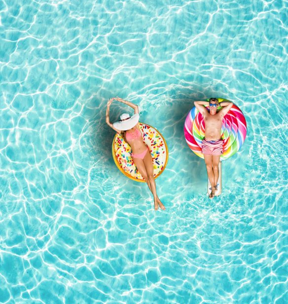 Covid-19| Πώς θα προσαρμόσεις τα μέτρα προστασίας στις διακοπές