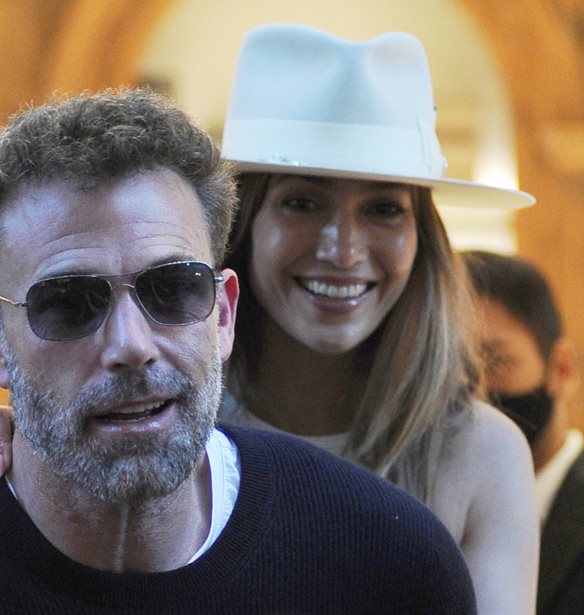 Jennifer Lopez | &#x39F;&#x3B9; &#x3C6;&#x3C9;&#x3C4;&#x3BF;&#x3B3;&#x3C1;&#x3B1;&#x3C6;&#x3AF;&#x3B5;&#x3C2; &#x3C0;&#x3BF;&#x3C5; &#x3B1;&#x3C0;&#x3BF;&#x3B4;&#x3B5;&#x3B9;&#x3BA;&#x3BD;&#x3CD;&#x3BF;&#x3C5;&#x3BD; &#x3C0;&#x3C9;&#x3C2; &#x3C0;&#x3AD;&#x3C1;&#x3B1;&#x3C3;&#x3B5; &#x3C4;&#x3B1; &#x3BA;&#x3B1;&#x3BB;&#x3CD;&#x3C4;&#x3B5;&#x3C1;&#x3B1; &#x3A7;&#x3C1;&#x3B9;&#x3C3;&#x3C4;&#x3BF;&#x3CD;&#x3B3;&#x3B5;&#x3BD;&#x3BD;&#x3B1; &#x3C4;&#x3B7;&#x3C2; &#x3B6;&#x3C9;&#x3AE;&#x3C2; &#x3C4;&#x3B7;&#x3C2;