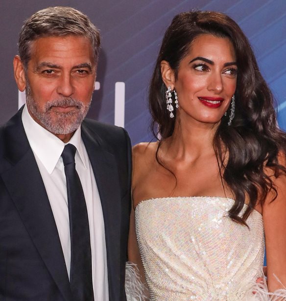 &quot;&#x39C;&#x3B9;&#x3BB;&#x3BF;&#x3CD;&#x3BD; &#x3AE;&#x3B4;&#x3B7; &#x3C4;&#x3C1;&#x3B5;&#x3B9;&#x3C2; &#x3B3;&#x3BB;&#x3CE;&#x3C3;&#x3C3;&#x3B5;&#x3C2;&quot; | &#x39F; George Clooney &#x3B4;&#x3B5;&#x3BD; &#x3AD;&#x3C7;&#x3B5;&#x3B9; &#x3C0;&#x3C1;&#x3CC;&#x3B2;&#x3BB;&#x3B7;&#x3BC;&#x3B1; &#x3B1;&#x3BD; &#x3C4;&#x3B1; &#x3C0;&#x3B1;&#x3B9;&#x3B4;&#x3B9;&#x3AC; &#x3C4;&#x3BF;&#x3C5; &#x3B3;&#x3AF;&#x3BD;&#x3BF;&#x3C5;&#x3BD; &#x3B7;&#x3B8;&#x3BF;&#x3C0;&#x3BF;&#x3B9;&#x3BF;&#x3AF;