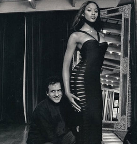 &#x39F; Azzedine Ala&#xEF;a &#x3B5;&#x3C0;&#x3B9;&#x3C3;&#x3C4;&#x3C1;&#x3AD;&#x3C6;&#x3B5;&#x3B9; &#x3C3;&#x3C4;&#x3B7;&#x3BD; &#x3A5;&#x3C8;&#x3B7;&#x3BB;&#x3AE; &#x3A1;&#x3B1;&#x3C0;&#x3C4;&#x3B9;&#x3BA;&#x3AE; &#x3AD;&#x3C0;&#x3B5;&#x3B9;&#x3C4;&#x3B1; &#x3B1;&#x3C0;&#x3CC; 6 &#x3C7;&#x3C1;&#x3CC;&#x3BD;&#x3B9;&#x3B1;