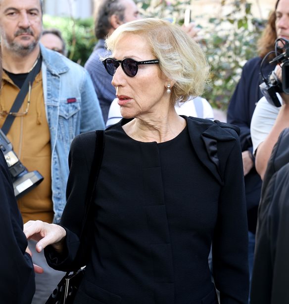 &#x394;&#x3B9;&#x3BF;&#x3BD;&#x3CD;&#x3C3;&#x3B7;&#x3C2; &#x3A3;&#x3B1;&#x3B2;&#x3B2;&#x3CC;&#x3C0;&#x3BF;&#x3C5;&#x3BB;&#x3BF;&#x3C2; | &#x397; &#x3B3;&#x3C5;&#x3BD;&#x3B1;&#x3AF;&#x3BA;&#x3B1; &#x3C4;&#x3B7;&#x3C2; &#x3B6;&#x3C9;&#x3AE;&#x3C2; &#x3C4;&#x3BF;&#x3C5;, &#x386;&#x3C3;&#x3C0;&#x3B1;, &#x3C3;&#x3C4;&#x3BF; &quot;&#x3C4;&#x3B5;&#x3BB;&#x3B5;&#x3C5;&#x3C4;&#x3B1;&#x3AF;&#x3BF; &#x3B1;&#x3BD;&#x3C4;&#x3AF;&#x3BF;&quot; &#x3C3;&#x3C4;&#x3B7;&#x3BD; &#x39C;&#x3B7;&#x3C4;&#x3C1;&#x3CC;&#x3C0;&#x3BF;&#x3BB;&#x3B7; &#x391;&#x3B8;&#x3B7;&#x3BD;&#x3CE;&#x3BD;