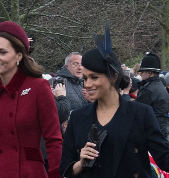 Meghan - Harry | &#x393;&#x3B9;&#x3B1;&#x3C4;&#x3AF; &#x3B4;&#x3B5;&#x3BD; &#x3C3;&#x3C5;&#x3BD;&#x3B1;&#x3BD;&#x3C4;&#x3AE;&#x3B8;&#x3B7;&#x3BA;&#x3B1;&#x3BD; &#x3BC;&#x3B5; &#x3C4;&#x3BF;&#x3BD; &#x3C0;&#x3C1;&#x3AF;&#x3B3;&#x3BA;&#x3B9;&#x3C0;&#x3B1; William &#x3BA;&#x3B1;&#x3B9; &#x3C4;&#x3B7;&#x3BD; Kate Middleton &#x3BA;&#x3B1;&#x3C4;&#x3AC; &#x3C4;&#x3BF; &#x3BC;&#x3C5;&#x3C3;&#x3C4;&#x3B9;&#x3BA;&#x3CC; &#x3C4;&#x3BF;&#x3C5;&#x3C2; &#x3C4;&#x3B1;&#x3BE;&#x3AF;&#x3B4;&#x3B9; &#x3C3;&#x3C4;&#x3B7; &#x39C;. &#x392;&#x3C1;&#x3B5;&#x3C4;&#x3B1;&#x3BD;&#x3AF;&#x3B1;