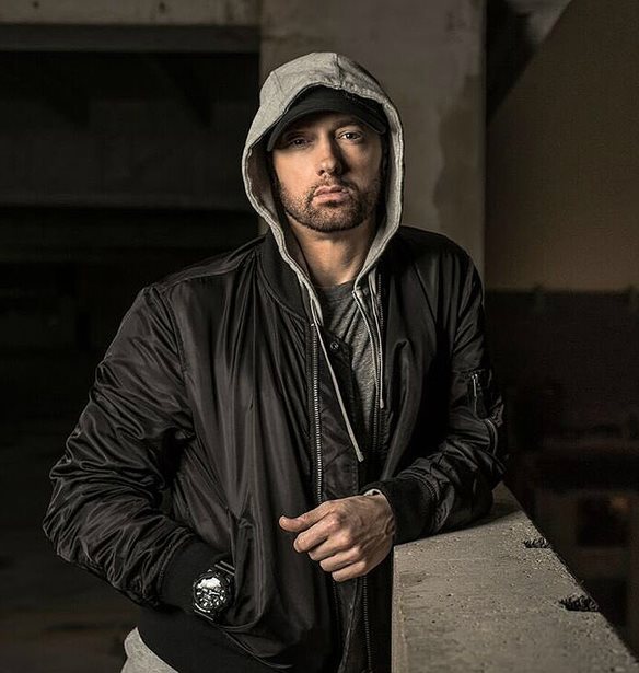 &#x39F; Eminem &#x3C4;&#x3B1; &#x3C7;&#x3CE;&#x3BD;&#x3B5;&#x3B9; &#x3BC;&#x3B5; &#x3B5;&#x3C0;&#x3B9;&#x3BA;&#x3CC; rap &#x3C3;&#x3C4;&#x3BF;&#x3BD; Donald Trump