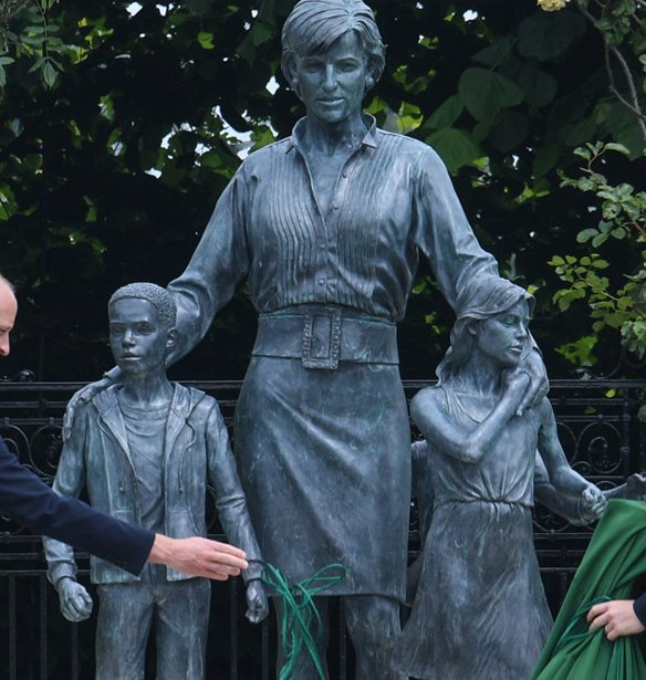 &#x3A0;&#x3C1;&#x3AF;&#x3B3;&#x3BA;&#x3B9;&#x3C0;&#x3B5;&#x3C2; William &amp; Harry | &#x393;&#x3B9;&#x3B1;&#x3C4;&#x3AF; &#x3B4;&#x3B5;&#x3BD; &#x3B5;&#x3BA;&#x3C6;&#x3CE;&#x3BD;&#x3B7;&#x3C3;&#x3B1;&#x3BD; &#x3BE;&#x3B5;&#x3C7;&#x3C9;&#x3C1;&#x3B9;&#x3C3;&#x3C4;&#x3BF;&#x3CD;&#x3C2; &#x3BB;&#x3CC;&#x3B3;&#x3BF;&#x3C5;&#x3C2; &#x3C3;&#x3C4;&#x3B7;&#x3BD; &#x3B5;&#x3BA;&#x3B4;&#x3AE;&#x3BB;&#x3C9;&#x3C3;&#x3B7; &#x3B3;&#x3B9;&#x3B1; &#x3C4;&#x3B7; Diana