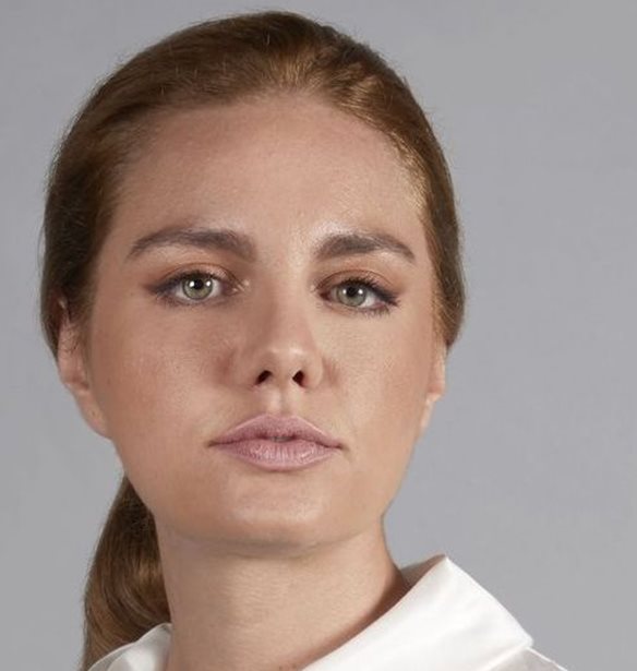 &#x395;&#x3C5;&#x3B3;&#x3B5;&#x3BD;&#x3AF;&#x3B1; &#x39E;&#x3C5;&#x3B3;&#x3BA;&#x3CC;&#x3C1;&#x3BF;&#x3C5; | H &#x3C0;&#x3C1;&#x3C9;&#x3C4;&#x3B1;&#x3B3;&#x3C9;&#x3BD;&#x3AF;&#x3C3;&#x3C4;&#x3C1;&#x3B9;&#x3B1; &#x3C4;&#x3B7;&#x3C2; &#x3BD;&#x3AD;&#x3B1;&#x3C2; &#x3C3;&#x3B5;&#x3B9;&#x3C1;&#x3AC;&#x3C2; &quot;&#x3A4;&#x3BF; &#x3C0;&#x3C1;&#x3BF;&#x3BE;&#x3B5;&#x3BD;&#x3B9;&#x3CC; &#x3C4;&#x3B7;&#x3C2; &#x399;&#x3BF;&#x3C5;&#x3BB;&#x3AF;&#x3B1;&#x3C2;&quot; &#x3BC;&#x3B9;&#x3BB;&#x3AC;&#x3B5;&#x3B9; &#x3B3;&#x3B9;&#x3B1; &#x3CC;&#x3BB;&#x3B1; &#x3C3;&#x3C4;&#x3B7; Madame Figaro