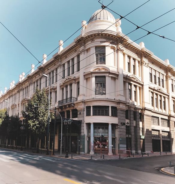 &#x395;&#x3B4;&#x3CE; &#x3BA;&#x3B1;&#x3B9; 10 &#x3C7;&#x3C1;&#x3CC;&#x3BD;&#x3B9;&#x3B1; &#x3AD;&#x3BD;&#x3B1;&#x3C2; &#x3B3;&#x3C1;&#x3B1;&#x3C6;&#x3AF;&#x3C3;&#x3C4;&#x3B1;&#x3C2; &#x3B1;&#x3BD;&#x3B1;&#x3B4;&#x3B5;&#x3B9;&#x3BA;&#x3BD;&#x3CD;&#x3B5;&#x3B9; &#x3C4;&#x3B9;&#x3C2; &#x3C0;&#x3B9;&#x3BF; &#x3CC;&#x3BC;&#x3BF;&#x3C1;&#x3C6;&#x3B5;&#x3C2; &#x3B3;&#x3C9;&#x3BD;&#x3B9;&#x3AD;&#x3C2; &#x3C4;&#x3B7;&#x3C2; &#x391;&#x3B8;&#x3AE;&#x3BD;&#x3B1;&#x3C2;