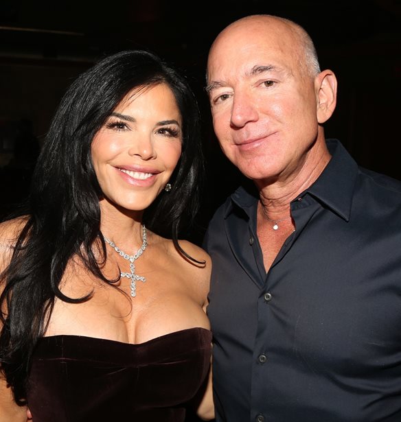 &#x393;&#x3AC;&#x3BC;&#x3BF;&#x3C2; Jeff Bezos - Lauren Sanchez | &#x3A4;&#x3BF; &#x3C0;&#x3C1;&#x3BF;&#x3C3;&#x3BA;&#x3BB;&#x3B7;&#x3C4;&#x3AE;&#x3C1;&#x3B9;&#x3BF; &#x3BA;&#x3B1;&#x3B9; &#x3B7; &#x3AD;&#x3BA;&#x3BA;&#x3BB;&#x3B7;&#x3C3;&#x3B7; &#x3C4;&#x3BF;&#x3C5; &#x3B6;&#x3B5;&#x3C5;&#x3B3;&#x3B1;&#x3C1;&#x3B9;&#x3BF;&#x3CD; &#x3C3;&#x3C4;&#x3BF;&#x3C5;&#x3C2; &#x3BA;&#x3B1;&#x3BB;&#x3B5;&#x3C3;&#x3BC;&#x3AD;&#x3BD;&#x3BF;&#x3C5;&#x3C2; &#x3C4;&#x3BF;&#x3C5;