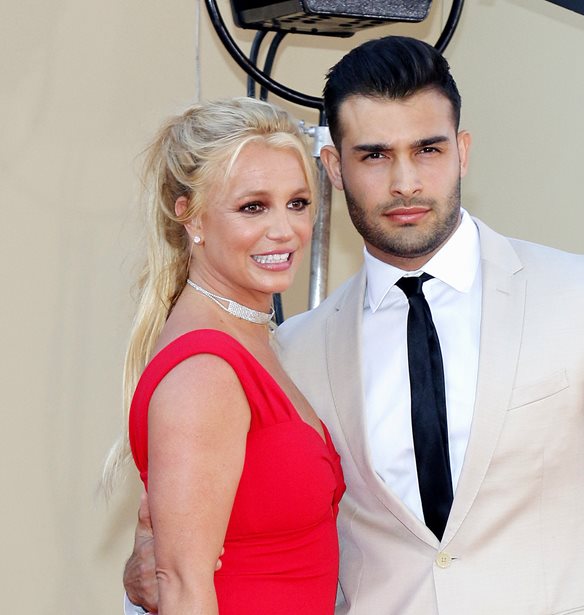 &#x397; &#x3BC;&#x3B7;&#x3C4;&#x3AD;&#x3C1;&#x3B1; &#x3C4;&#x3B7;&#x3C2; Britney Spears &#x3B4;&#x3B5;&#x3BD; &#x3AE;&#x3C4;&#x3B1;&#x3BD; &#x3BA;&#x3B1;&#x3BB;&#x3B5;&#x3C3;&#x3BC;&#x3AD;&#x3BD;&#x3B7; &#x3C3;&#x3C4;&#x3BF; &#x3B3;&#x3AC;&#x3BC;&#x3BF; &#x3C4;&#x3B7;&#x3C2; | &#x3A4;&#x3B1; &#x3C3;&#x3C7;&#x3CC;&#x3BB;&#x3B9;&#x3AC; &#x3C4;&#x3B7;&#x3C2; &#x3BA;&#x3AC;&#x3C4;&#x3C9; &#x3B1;&#x3C0;&#x3CC; &#x3C6;&#x3C9;&#x3C4;&#x3BF;&#x3B3;&#x3C1;&#x3B1;&#x3C6;&#x3AF;&#x3B5;&#x3C2; &#x3C0;&#x3BF;&#x3C5; &#x3B1;&#x3BD;&#x3AD;&#x3B2;&#x3B1;&#x3C3;&#x3B5; &#x3B7; &#x3BA;&#x3CC;&#x3C1;&#x3B7; &#x3C4;&#x3B7;&#x3C2;