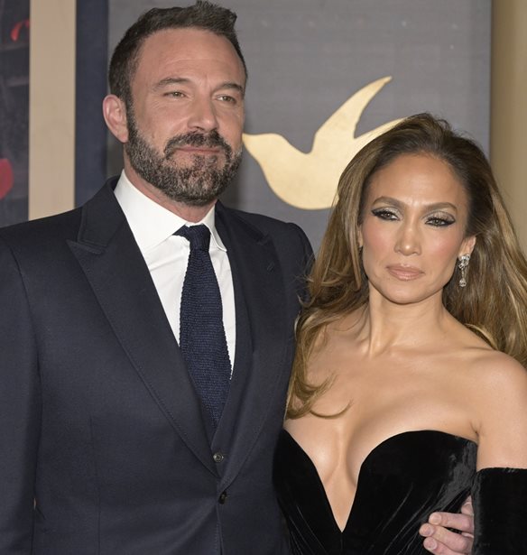 Jennifer Lopez &amp; Ben Affleck | &#x395;&#x3C1;&#x3C9;&#x3C4;&#x3B5;&#x3C5;&#x3BC;&#x3AD;&#x3BD;&#x3BF;&#x3B9; &#x3C3;&#x3C4;&#x3BF; &#x3BA;&#x3CC;&#x3BA;&#x3BA;&#x3B9;&#x3BD;&#x3BF; &#x3C7;&#x3B1;&#x3BB;&#x3AF;