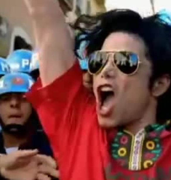 O Spike Lee &#x3AD;&#x3C6;&#x3C4;&#x3B9;&#x3B1;&#x3BE;&#x3B5; &#x3BD;&#x3AD;&#x3BF; &#x3B2;&#x3AF;&#x3BD;&#x3C4;&#x3B5;&#x3BF; &#x3B3;&#x3B9;&#x3B1; &#x3C4;&#x3BF; &#x3C4;&#x3C1;&#x3B1;&#x3B3;&#x3BF;&#x3CD;&#x3B4;&#x3B9; &#x3C4;&#x3BF;&#x3C5; Michael Jackson They Don&#x27;t care about us