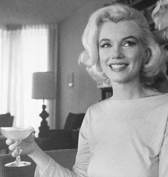 &#x395;&#x3C3;&#x3CD;, &#x3C4;&#x3BF; &#x3AE;&#x3BE;&#x3B5;&#x3C1;&#x3B5;&#x3C2; &#x3CC;&#x3C4;&#x3B9; &#x3B7; Marilyn Monroe &#x3AD;&#x3BA;&#x3B1;&#x3BD;&#x3B5; &#x3BC;&#x3C0;&#x3AC;&#x3BD;&#x3B9;&#x3BF; &#x3C3;&#x3B5; &#x3C3;&#x3B1;&#x3BC;&#x3C0;&#x3AC;&#x3BD;&#x3B9;&#x3B1;;