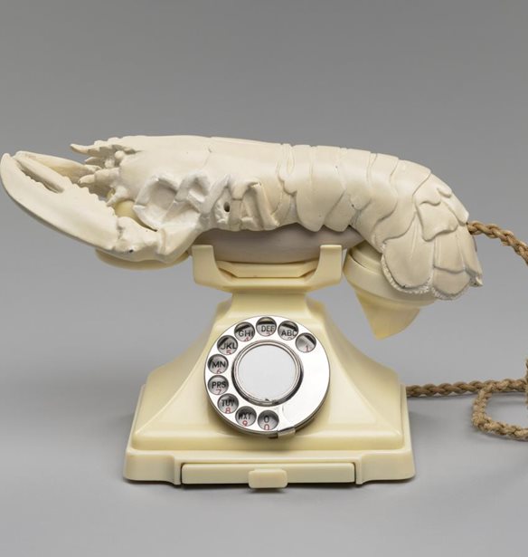 &#x3A4;&#x3BF; &#x3B4;&#x3B9;&#x3AC;&#x3C3;&#x3B7;&#x3BC;&#x3BF; Lobster Telephone &#x3C4;&#x3BF;&#x3C5; Salvador Dali &#x3B4;&#x3B7;&#x3BC;&#x3BF;&#x3C0;&#x3C1;&#x3B1;&#x3C4;&#x3AE;&#x3B8;&#x3B7;&#x3BA;&#x3B5; &#x3B3;&#x3B9;&#x3B1; 853.000 &#x3B4;&#x3BF;&#x3BB;&#x3AC;&#x3C1;&#x3B9;&#x3B1;