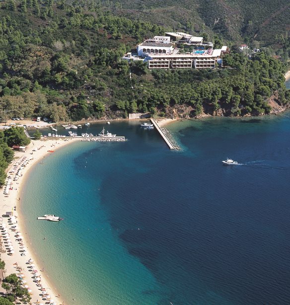 Skiathos Palace | &#x3A0;&#x3B1;&#x3C3;&#x3C7;&#x3B1;&#x3BB;&#x3B9;&#x3BD;&#x3AD;&#x3C2; &#x3B4;&#x3B9;&#x3B1;&#x3BA;&#x3BF;&#x3C0;&#x3AD;&#x3C2; 5 &#x3B1;&#x3C3;&#x3C4;&#x3AD;&#x3C1;&#x3C9;&#x3BD; &#x3C3;&#x3C4;&#x3BF; &#x3BA;&#x3BF;&#x3C3;&#x3BC;&#x3BF;&#x3C0;&#x3BF;&#x3BB;&#x3AF;&#x3C4;&#x3B9;&#x3BA;&#x3BF; &#x3BD;&#x3B7;&#x3C3;&#x3AF; &#x3C4;&#x3C9;&#x3BD; &#x3A3;&#x3C0;&#x3BF;&#x3C1;&#x3AC;&#x3B4;&#x3C9;&#x3BD;