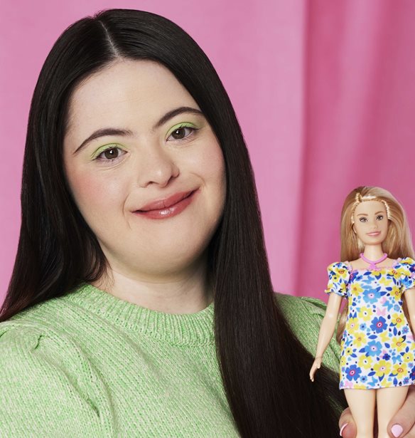 &#x397; &#x3B5;&#x3C4;&#x3B1;&#x3B9;&#x3C1;&#x3B5;&#x3AF;&#x3B1; Mattel &#x3BB;&#x3AC;&#x3BD;&#x3C3;&#x3B1;&#x3C1;&#x3B5; &#x3C4;&#x3B7;&#x3BD; &#x3C0;&#x3C1;&#x3CE;&#x3C4;&#x3B7; &#x3BA;&#x3BF;&#x3CD;&#x3BA;&#x3BB;&#x3B1; Barbie &#x3BC;&#x3B5; &#x3C3;&#x3CD;&#x3BD;&#x3B4;&#x3C1;&#x3BF;&#x3BC;&#x3BF; Down