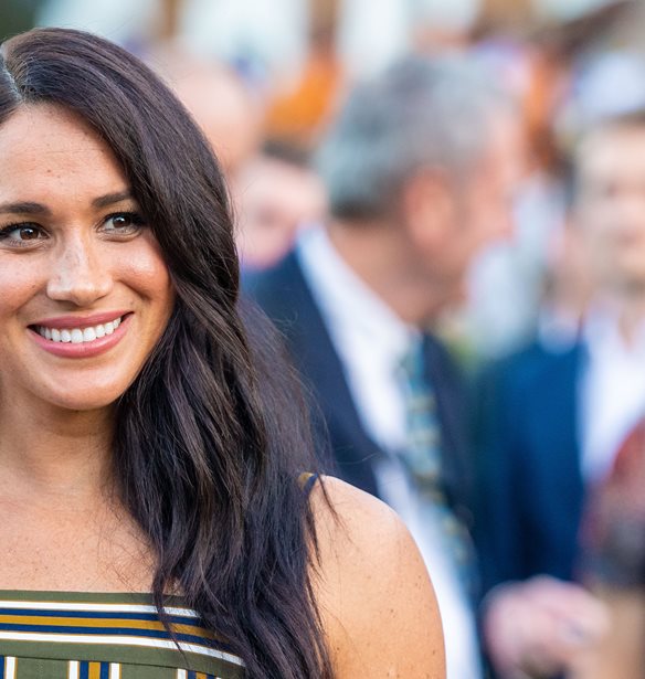 Meghan Markle | &#x3A0;&#x3CC;&#x3C4;&#x3B5; &#x3BA;&#x3C5;&#x3BA;&#x3BB;&#x3BF;&#x3C6;&#x3BF;&#x3C1;&#x3B5;&#x3AF; &#x3C4;&#x3BF; &#x3BD;&#x3AD;&#x3BF; &#x3C4;&#x3B7;&#x3C2; podcast &#x3BA;&#x3B1;&#x3B9; &#x3C0;&#x3BF;&#x3B9;&#x3BF; &#x3B8;&#x3AD;&#x3BC;&#x3B1; &#x3C0;&#x3C1;&#x3B1;&#x3B3;&#x3BC;&#x3B1;&#x3C4;&#x3B5;&#x3CD;&#x3B5;&#x3C4;&#x3B1;&#x3B9;