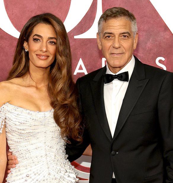 &#x39F; George Clooney &#x3B5;&#x3BA;&#x3BC;&#x3C5;&#x3C3;&#x3C4;&#x3B7;&#x3C1;&#x3B5;&#x3CD;&#x3B5;&#x3C4;&#x3B1;&#x3B9; &#x3C4;&#x3BF; &quot;&#x3BC;&#x3B5;&#x3B3;&#x3B1;&#x3BB;&#x3CD;&#x3C4;&#x3B5;&#x3C1;&#x3BF; &#x3BC;&#x3AC;&#x3B8;&#x3B7;&#x3BC;&#x3B1;&quot; &#x3C0;&#x3BF;&#x3C5; &#x3C0;&#x3AE;&#x3C1;&#x3B5; &#x3B3;&#x3B9;&#x3B1; &#x3C4;&#x3B9;&#x3C2; &#x3C3;&#x3C7;&#x3AD;&#x3C3;&#x3B5;&#x3B9;&#x3C2; &#x3BC;&#x3B5;&#x3C4;&#x3AC; &#x3C4;&#x3BF;&#x3BD; &#x3B3;&#x3AC;&#x3BC;&#x3BF; &#x3C4;&#x3BF;&#x3C5; &#x3BC;&#x3B5; &#x3C4;&#x3B7;&#x3BD; Amal