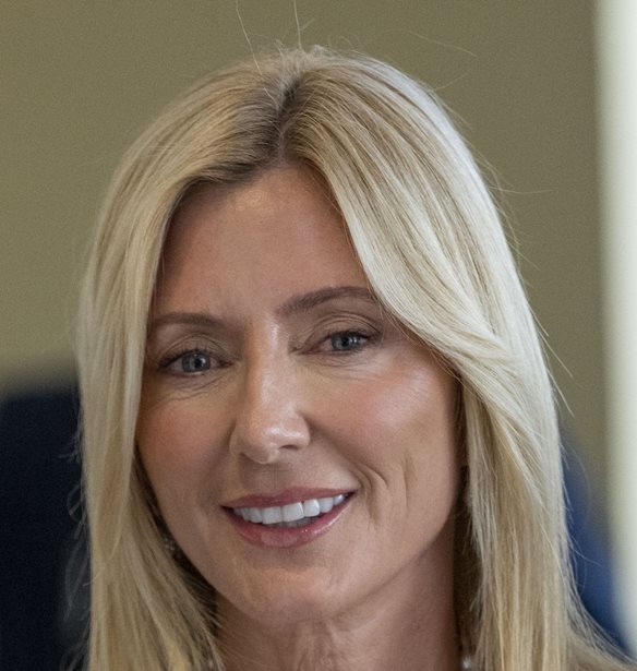 &#x397; Marie Chantal &#x3C0;&#x3C1;&#x3BF;&#x3B5;&#x3B9;&#x3B4;&#x3BF;&#x3C0;&#x3BF;&#x3B9;&#x3B5;&#x3AF; &#x3C4;&#x3BF;&#x3C5;&#x3C2; &#x3C6;&#x3AF;&#x3BB;&#x3BF;&#x3C5;&#x3C2; &#x3C4;&#x3B7;&#x3C2; &#x3BC;&#x3B5; &#x3AD;&#x3BD;&#x3B1; &#x3BE;&#x3B5;&#x3BA;&#x3AC;&#x3B8;&#x3B1;&#x3C1;&#x3BF; &#x3BC;&#x3AE;&#x3BD;&#x3C5;&#x3BC;&#x3B1;