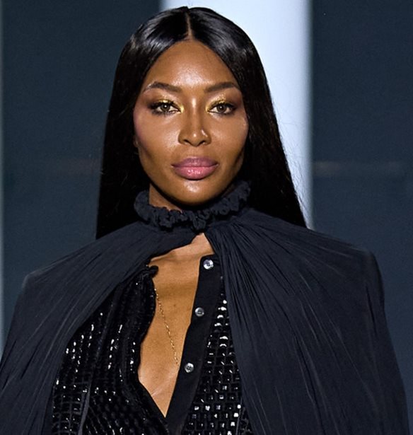Naomi Campbell | H &#x3C3;&#x3C0;&#x3AC;&#x3BD;&#x3B9;&#x3B1; &#x3C6;&#x3C9;&#x3C4;&#x3BF;&#x3B3;&#x3C1;&#x3B1;&#x3C6;&#x3AF;&#x3B1; &#x3BC;&#x3B5; &#x3C4;&#x3B7;&#x3BD; &#x3BA;&#x3CC;&#x3C1;&#x3B7; &#x3C4;&#x3B7;&#x3C2;