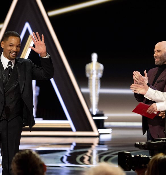 Oscars 2022 | &#x38C;&#x3BB;&#x3B1; &#x3CC;&#x3C3;&#x3B1; &#x3AD;&#x3B3;&#x3B9;&#x3BD;&#x3B1;&#x3BD; &#x3C3;&#x3C4;&#x3B1; &#x3C0;&#x3B1;&#x3C1;&#x3B1;&#x3C3;&#x3BA;&#x3AE;&#x3BD;&#x3B9;&#x3B1; &#x3BC;&#x3B5;&#x3C4;&#x3AC; &#x3C4;&#x3BF; viral &#x3C7;&#x3B1;&#x3C3;&#x3C4;&#x3BF;&#x3CD;&#x3BA;&#x3B9; &#x3C4;&#x3BF;&#x3C5; Will Smith &#x3C3;&#x3C4;&#x3BF;&#x3BD; Chris Rock