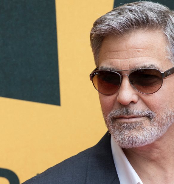 George Clooney | &#x397; &#x3B2;&#x3BF;&#x3AE;&#x3B8;&#x3B5;&#x3B9;&#x3B1; &#x3C3;&#x3C4;&#x3BF;&#x3C5;&#x3C2; &#x3BA;&#x3B1;&#x3C4;&#x3BF;&#x3AF;&#x3BA;&#x3BF;&#x3C5;&#x3C2; &#x3C4;&#x3B7;&#x3C2; &#x3BB;&#x3AF;&#x3BC;&#x3BD;&#x3B7;&#x3C2; &#x39A;&#x3CC;&#x3BC;&#x3BF; &#x3C0;&#x3BF;&#x3C5; &#x3B5;&#x3C0;&#x3BB;&#x3AE;&#x3B3;&#x3B7;&#x3C3;&#x3B1;&#x3BD; &#x3B1;&#x3C0;&#x3CC; &#x3C4;&#x3B9;&#x3C2; &#x3B2;&#x3C1;&#x3BF;&#x3C7;&#x3BF;&#x3C0;&#x3C4;&#x3CE;&#x3C3;&#x3B5;&#x3B9;&#x3C2;