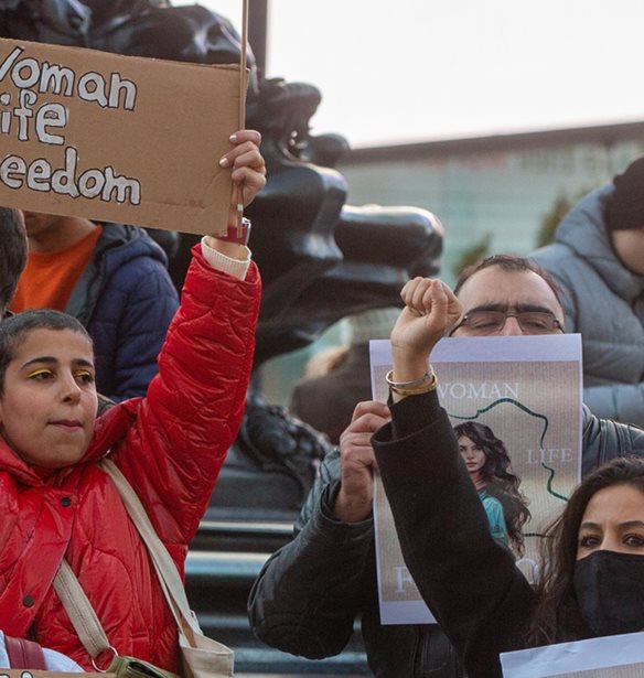 &#x39F;&#x3B9; &#x399;&#x3C1;&#x3B1;&#x3BD;&#x3AD;&#x3C2; &#x3B4;&#x3B9;&#x3B1;&#x3B4;&#x3B7;&#x3BB;&#x3CE;&#x3C4;&#x3C1;&#x3B9;&#x3B5;&#x3C2; &#x3B5;&#x3AF;&#x3BD;&#x3B1;&#x3B9; &#x3BF;&#x3B9; &#x3B7;&#x3C1;&#x3C9;&#x3AF;&#x3B4;&#x3B5;&#x3C2; &#x3C4;&#x3BF;&#x3C5; 2022, &#x3C3;&#x3CD;&#x3BC;&#x3C6;&#x3C9;&#x3BD;&#x3B1; &#x3BC;&#x3B5; &#x3C4;&#x3BF; &#x3C0;&#x3B5;&#x3C1;&#x3B9;&#x3BF;&#x3B4;&#x3B9;&#x3BA;&#x3CC; TIME