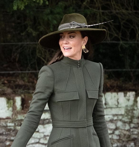 Kate Middleton | &#x3A4;&#x3BF; &#x3C3;&#x3C7;&#x3CC;&#x3BB;&#x3B9;&#x3CC; &#x3C4;&#x3B7;&#x3C2; &#x3C3;&#x3C4;&#x3BF; Twitter &#x3B3;&#x3B9;&#x3B1; &#x3C4;&#x3B7; &#x3C7;&#x3C1;&#x3B9;&#x3C3;&#x3C4;&#x3BF;&#x3C5;&#x3B3;&#x3B5;&#x3BD;&#x3BD;&#x3B9;&#x3AC;&#x3C4;&#x3B9;&#x3BA;&#x3B7; &#x3B5;&#x3BC;&#x3C6;&#x3AC;&#x3BD;&#x3B9;&#x3C3;&#x3AE; &#x3C4;&#x3B7;&#x3C2;