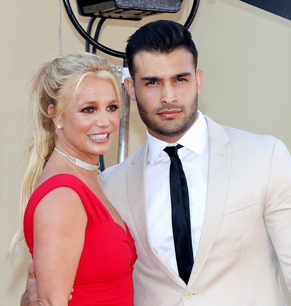 Britney Spears | T&#x3BF; &#x3B1;&#x3B4;&#x3B7;&#x3BC;&#x3BF;&#x3C3;&#x3AF;&#x3B5;&#x3C5;&#x3C4;&#x3BF; &#x3B2;&#x3AF;&#x3BD;&#x3C4;&#x3B5;&#x3BF; &#x3B1;&#x3C0;&#x3CC; &#x3C4;&#x3BF;&#x3BD; &#x3B3;&#x3AC;&#x3BC;&#x3BF; &#x3C4;&#x3B7;&#x3C2; &#x3C0;&#x3BF;&#x3C5; &#x3B1;&#x3BD;&#x3AD;&#x3B2;&#x3B1;&#x3C3;&#x3B5; &#x3C3;&#x3C4;&#x3BF; Instagram &#x3B3;&#x3B9;&#x3B1; &#x3BD;&#x3B1; &#x3B5;&#x3BA;&#x3BD;&#x3B5;&#x3C5;&#x3C1;&#x3AF;&#x3C3;&#x3B5;&#x3B9; &#x3C4;&#x3B7;&#x3BD; &#x3BF;&#x3B9;&#x3BA;&#x3BF;&#x3B3;&#x3AD;&#x3BD;&#x3B5;&#x3B9;&#x3B1; &#x3C4;&#x3BF;&#x3C5; &#x3C3;&#x3C5;&#x3B6;&#x3CD;&#x3B3;&#x3BF;&#x3C5; &#x3C4;&#x3B7;&#x3C2;