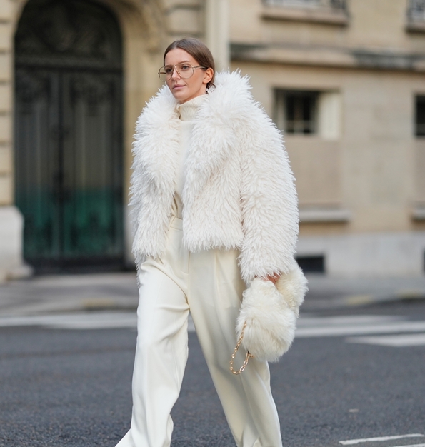 Cloud Dancer | Πώς θα φορέσεις με στιλ το κορυφαίο χρώμα της χρονιάς