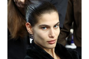 Τα καλύτερα eye patches που θα "ξυπνήσουν" το βλέμμα σου - εικόνα 1