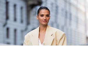 Ξηρά και φθαρμένα μαλλιά | Ο απόλυτος τρόπος να τα αναζωογονήσεις σε βάθος - εικόνα 2