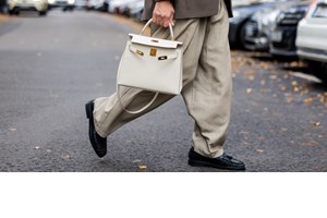 Το πλεκτό φόρεμα της Zara που θα σε σώσει κάθε μέρα που "δεν έχεις τι να φορέσεις" - εικόνα 1