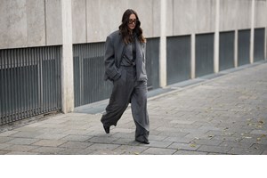 5 παλτό που αξίζει να αποκτήσεις στις εκπτώσεις της Mango - εικόνα 1