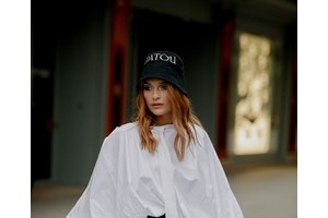 "Je ne sais quoi" style | 3 εύκολα χτενίσματα για να μοιάζεις με αυθεντική Παριζιάνα - εικόνα 2