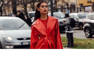 Κόκκινο Φόρεμα | 10 επιλογές για να μπεις σε εορταστικό κλίμα - εικόνα 1