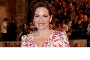 H Όλγα Κεφαλογιάννη με το κομψό χτένισμα που αναβαθμίζει ακόμα και το πιο λιτό outfit - εικόνα 1