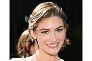 5 πολυχρηστικά προϊόντα για εύκολο και γρήγορο μακιγιάζ που έχουν αντικαταστήσει το μισό μας νεσεσέρ - εικόνα 1