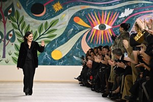 The icons are back | 6 εμβληματικά fashion items από τα 00’s κάνουν ηχηρή επιστροφή - εικόνα 2