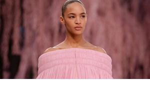 Valentino Couture | Peeping Toms, art deco και λάμψη παλιού Hollywood - εικόνα 2