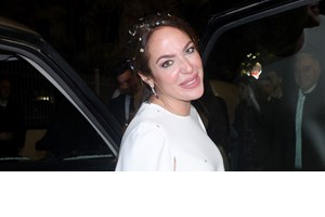 Δόμνα Μιχαηλίδου | Το elegant χτένισμα που επέλεξε για τον γάμο της είναι ό,τι πιο σύγχρονο για τις νύφες του '25 - εικόνα 1